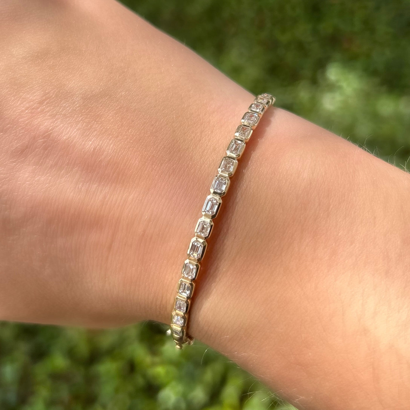 Emerald Cut Diamond Bezel Bangle