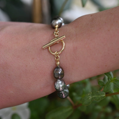 Gray Pearl and Gold Link Bracelet