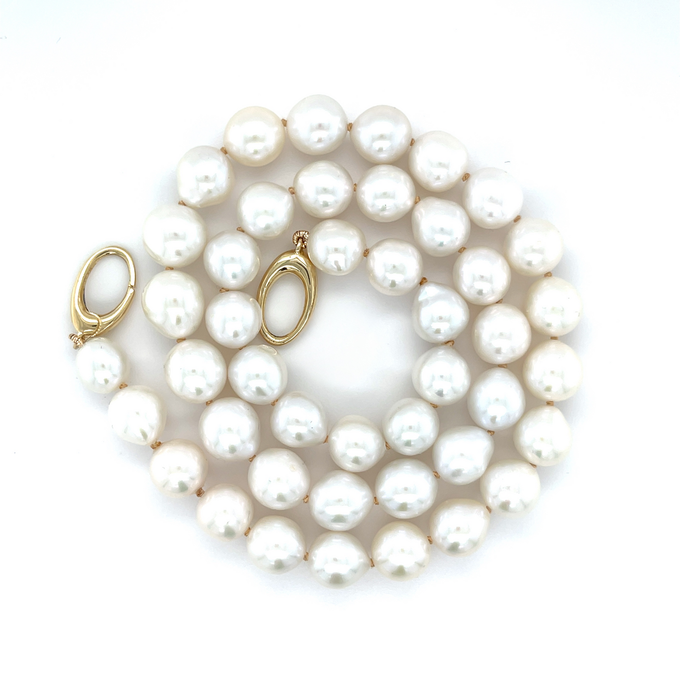 Pearl Necklace with Gold Clasp