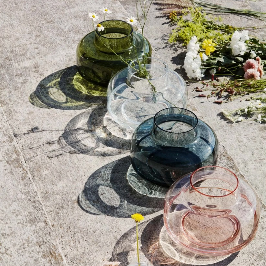 マリメッコ　urna glass vase ダークブルー IMG_2807_42b3d227-aba5-473c-