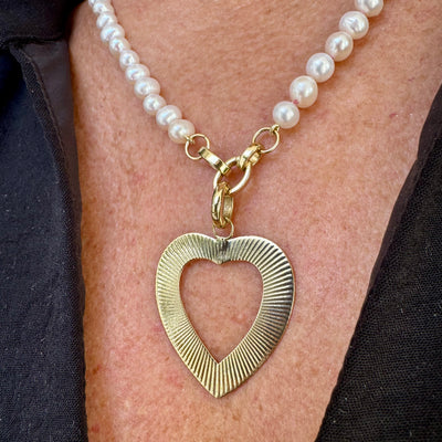 Fluted Outline Heart Charm