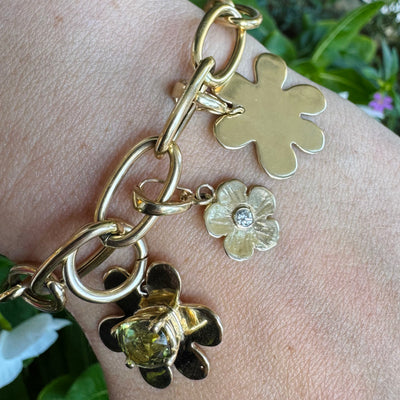 Daisy Charm