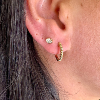 Twisted Rope Huggies