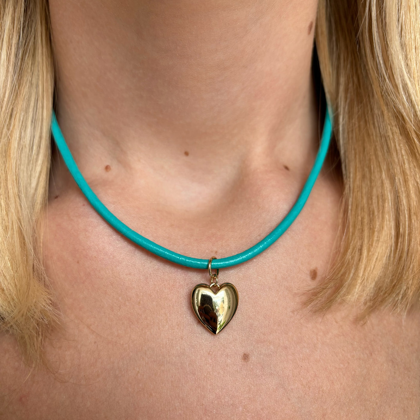 Casey Small Heart Necklace - Blue