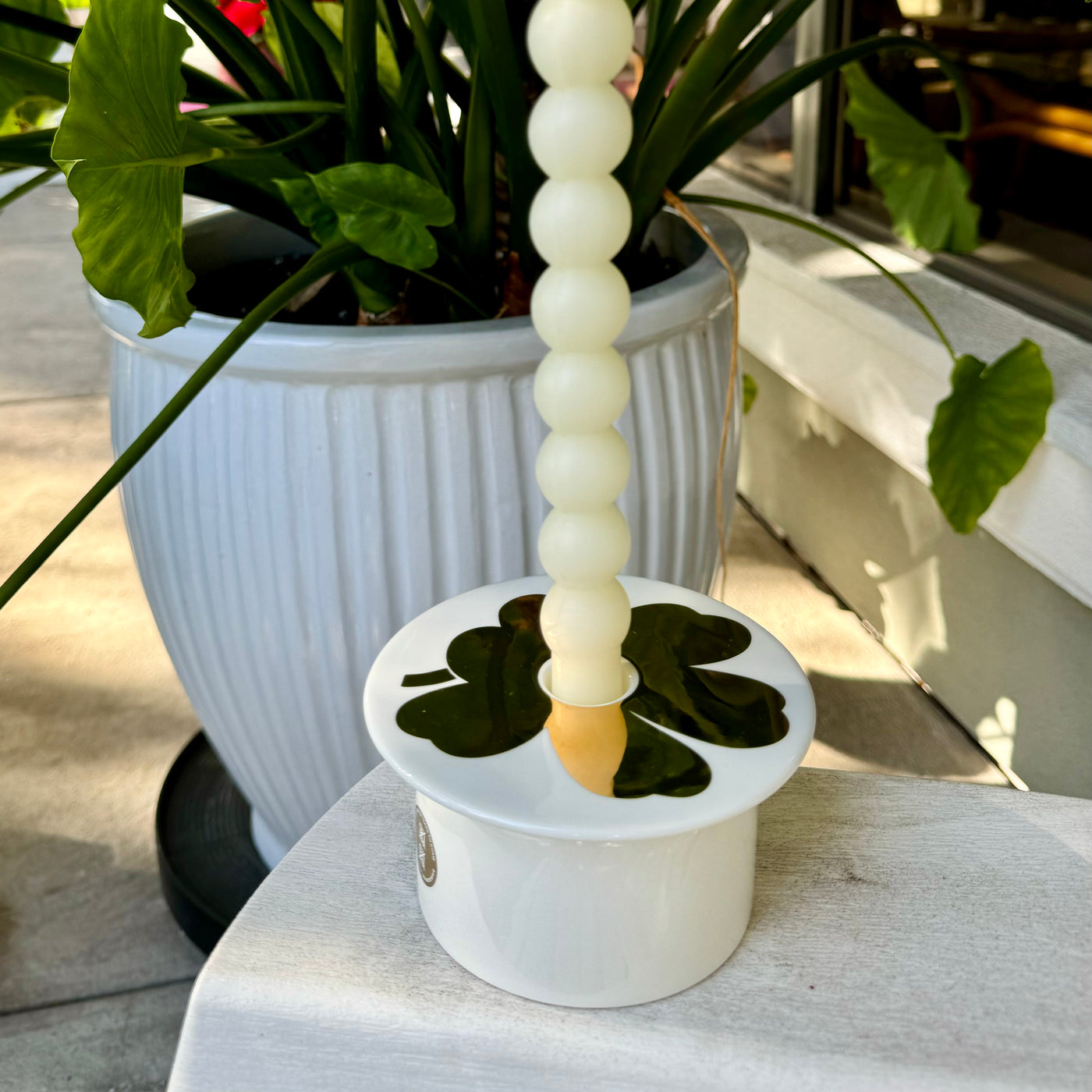 Unikko Candle Holder/ White & Gold