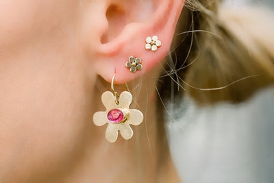 Lilac Studs/Yellow or White Gold (Single or Pair)