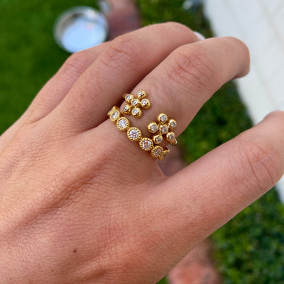 Pimpernel Ring in 18k Gold with Diamonds - Lauren Sigman Collection