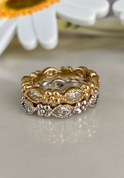 Iris Marquis Band in 18k Gold with Diamonds - Lauren Sigman Collection